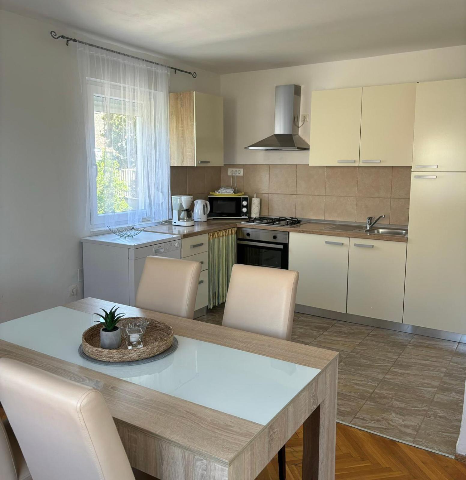 Helen Apartments Crikvenica Eksteriør billede