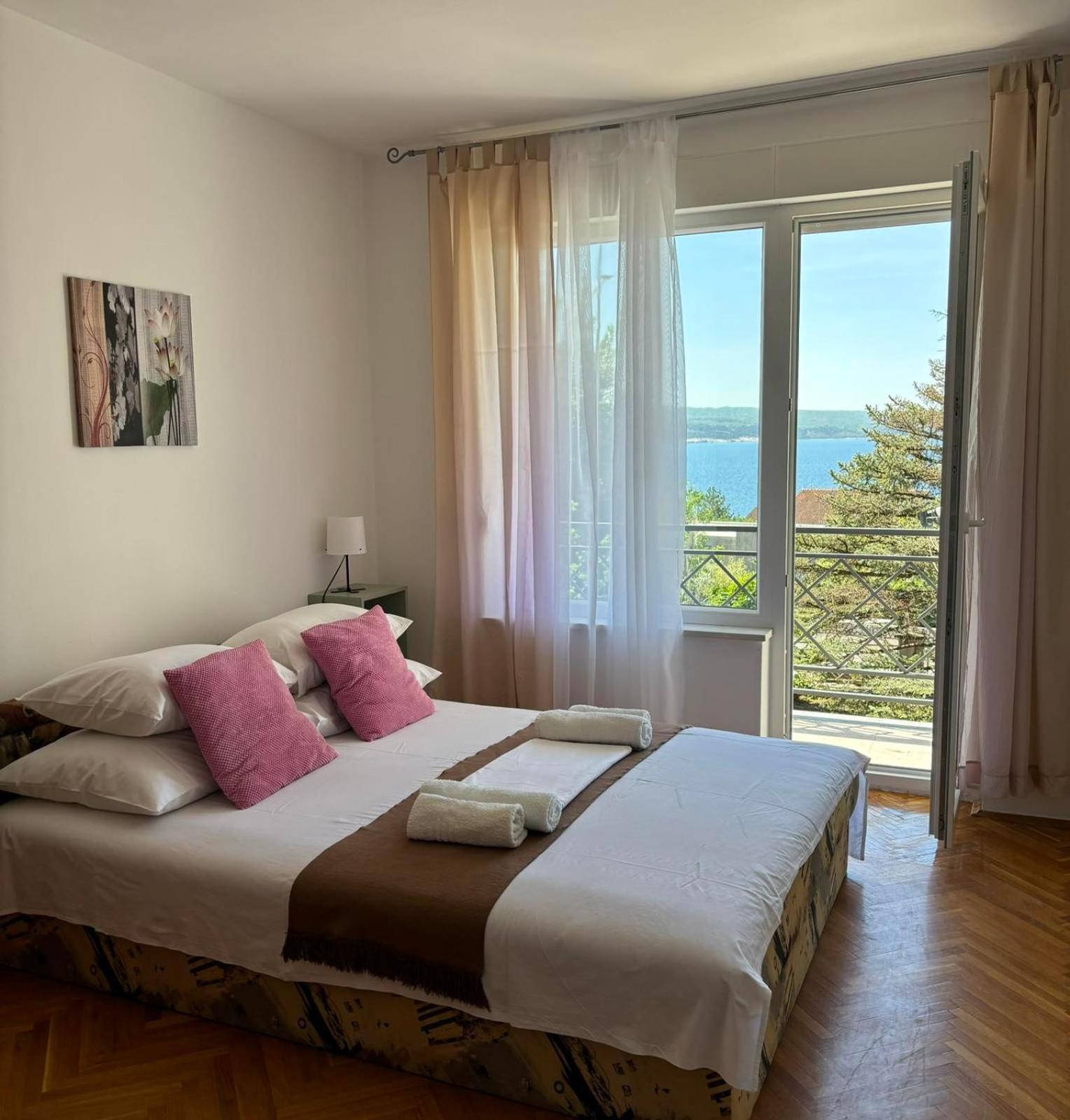 Helen Apartments Crikvenica Eksteriør billede