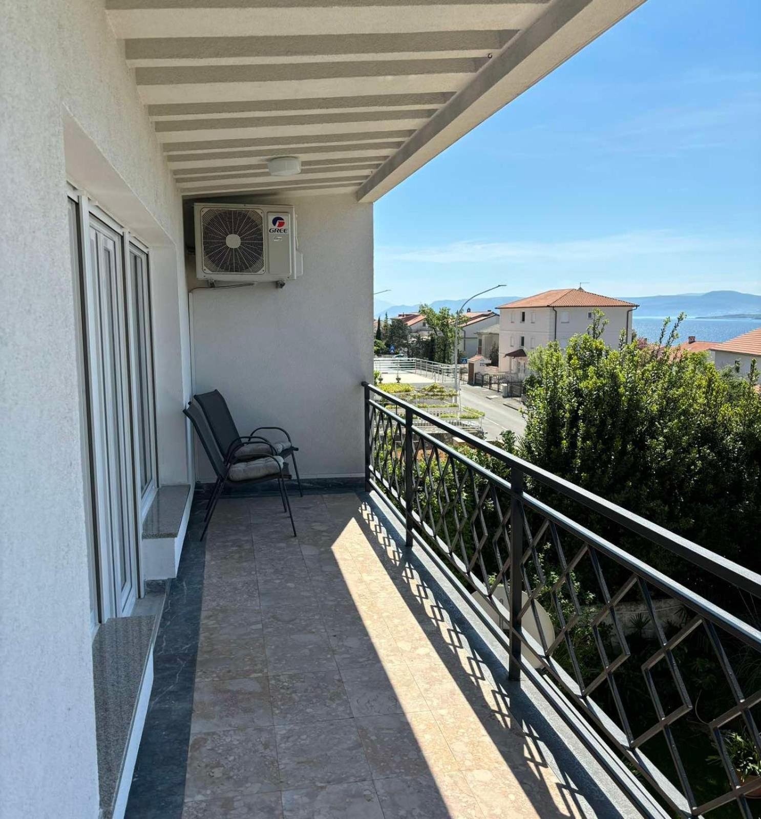 Helen Apartments Crikvenica Eksteriør billede