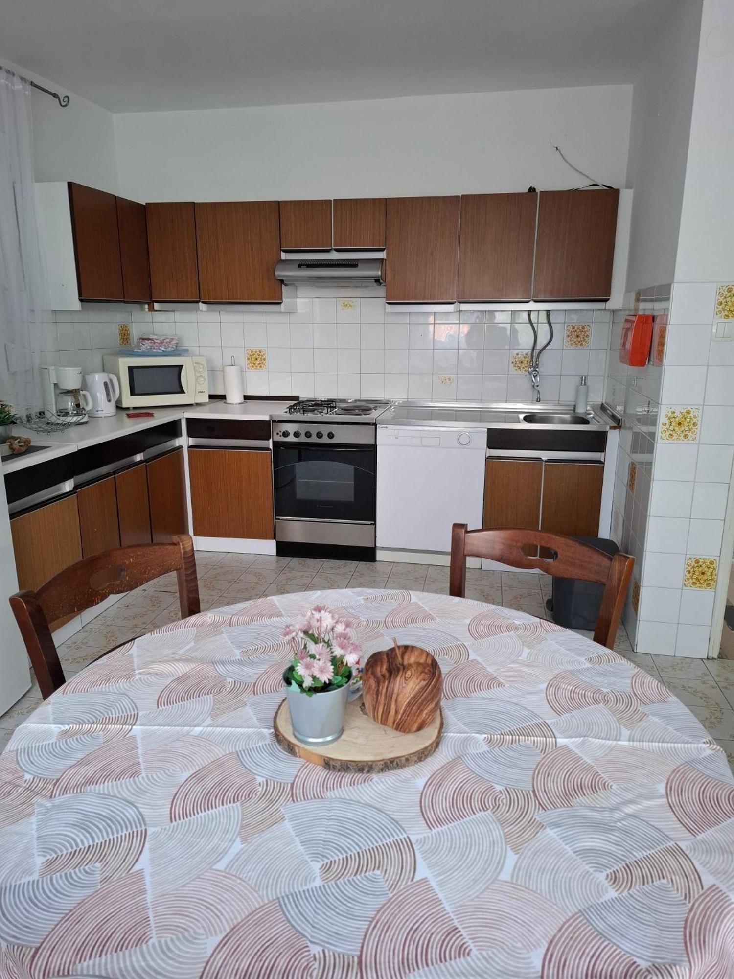 Helen Apartments Crikvenica Eksteriør billede